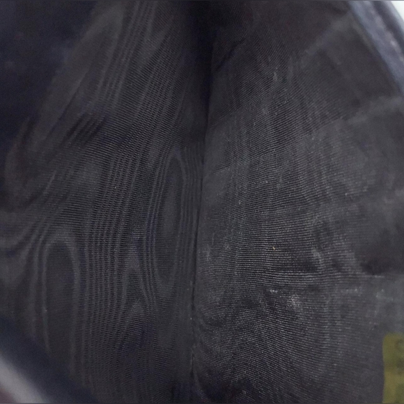 Auth Chanel Caviar Timeless Coco Mark Wallet - Picture 7 of 10